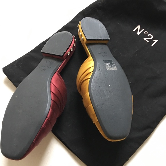 N°21 MISMATCHED SATIN EMBELLISHED MULES - Picture 5 of 5